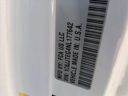 Used 2022 Jeep Gladiator Mojave w/ LED Lighting Group image 15