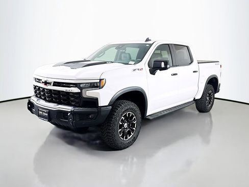Used 2024 Chevrolet Silverado 1500 ZR2 w/ ZR2 Bison Edition AWD/4WD image 3