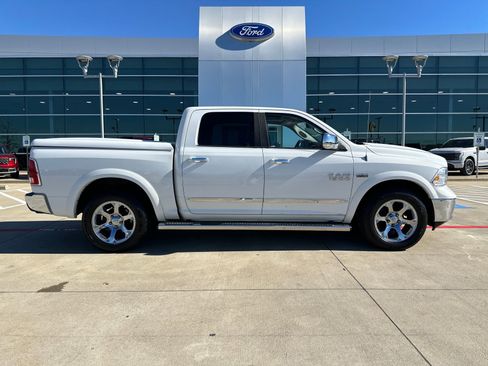 Used 2013 RAM 1500 Laramie w/ Convenience Group image 6