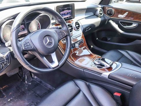 Used 2015 Mercedes-Benz C 300 4MATIC Sedan image 17