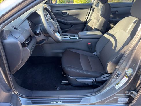 New 2025 Nissan Sentra SV image 15