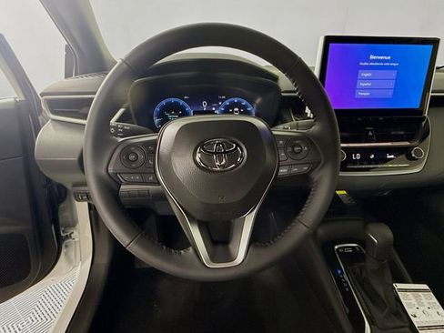 Used 2026 Toyota Corolla SE w/ SE Package image 11