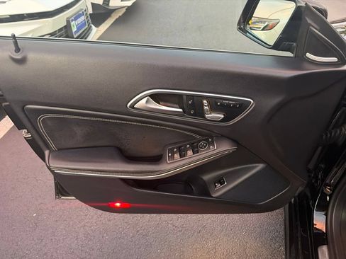 Used 2019 Mercedes-Benz CLA 250 4MATIC image 20