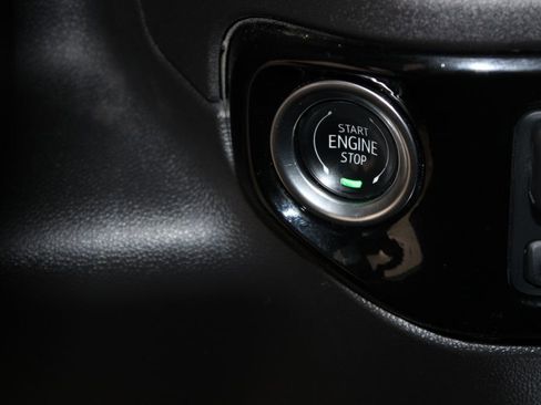 Used 2024 Chevrolet Silverado 1500 LT Trail Boss w/ Convenience Package II image 28