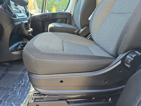 New 2026 RAM ProMaster 2500 w/ Convenience Group image 28