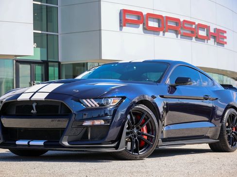 Used 2021 Ford Mustang Shelby GT500 w/ Technology Package image 6