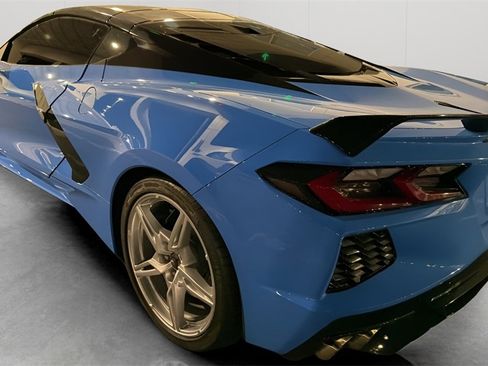 Used 2022 Chevrolet Corvette Stingray Premium Cpe w/ Z51 Performance Package image 6