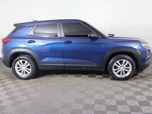 Used 2021 Chevrolet TrailBlazer LS AWD/4WD image 16
