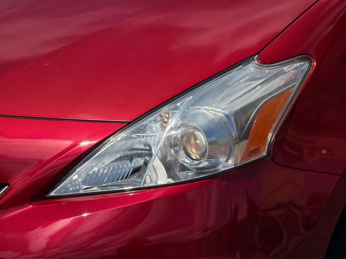Used 2012 Toyota Prius V Three FWD image 6