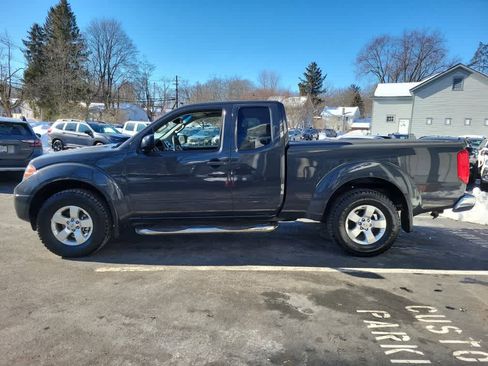 Used 2012 Nissan Frontier SV w/ SV Premium Utility Pkg image 7