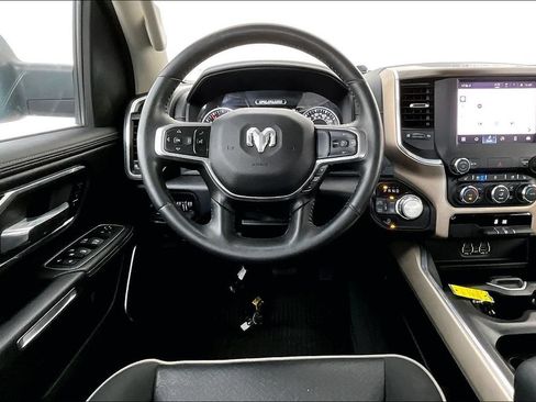 Used 2022 RAM 1500 Laramie AWD/4WD image 5