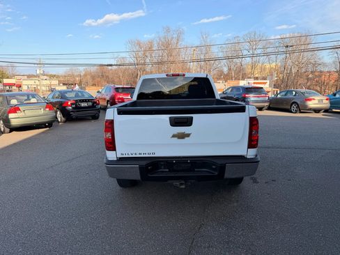 Used 2010 Chevrolet Silverado 1500 W/T image 5