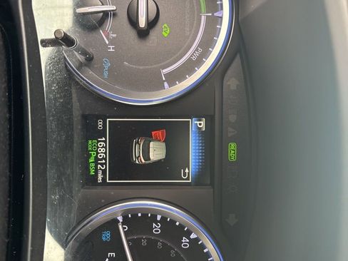 Used 2019 Toyota Highlander Limited image 15