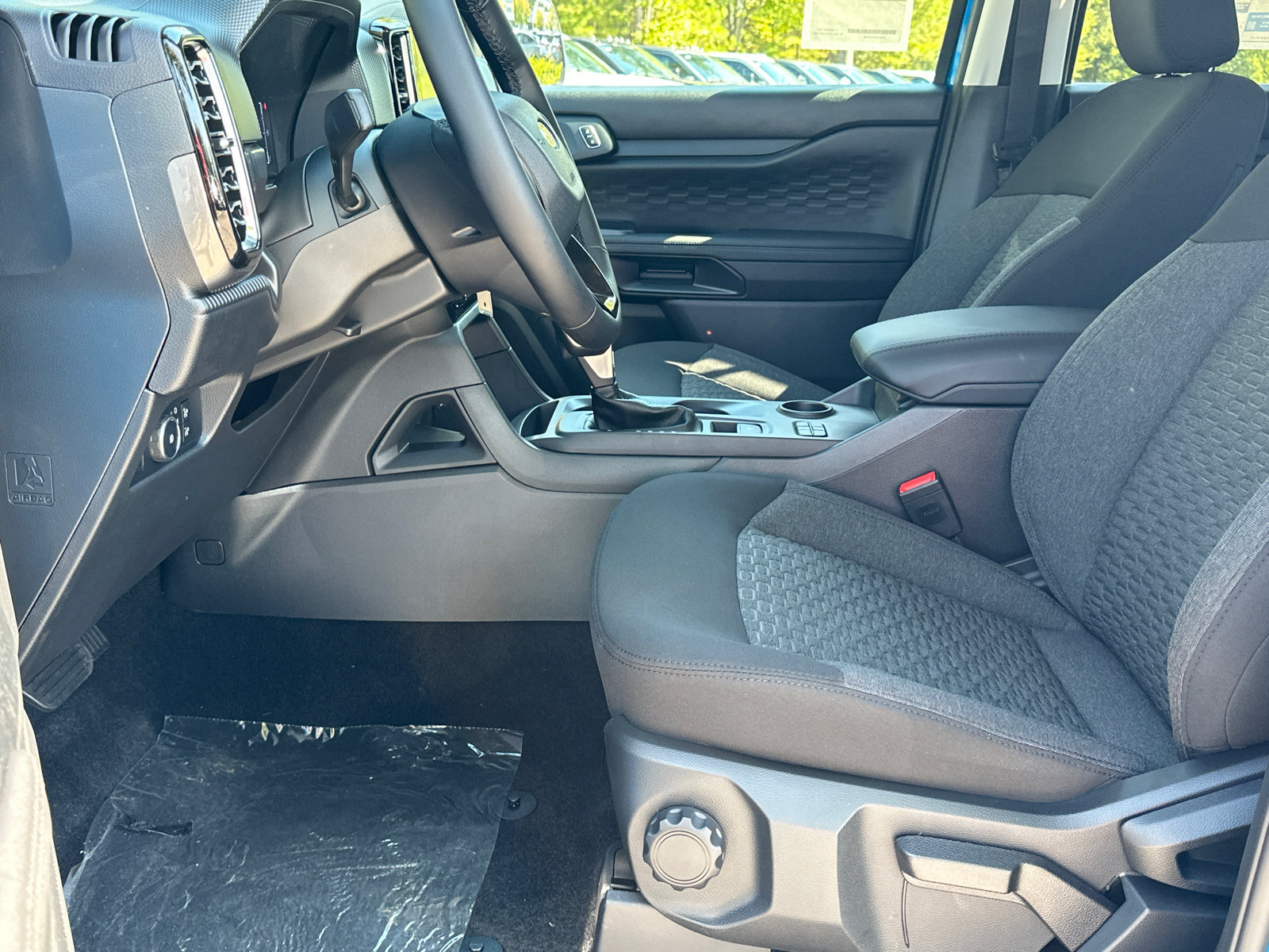 New 2026 Ford Ranger XLT w/ Black Appearance Package RWD image 10