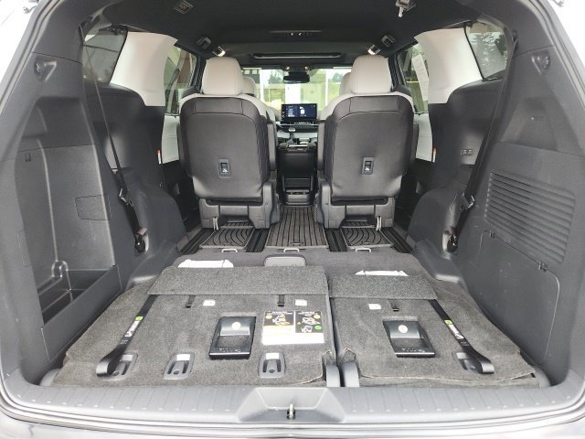 Used 2026 Toyota Sienna XSE AWD/4WD image 27