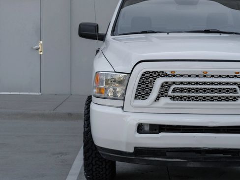 Used 2017 RAM 2500 Tradesman w/ Power & Remote Entry Group RWD image 39