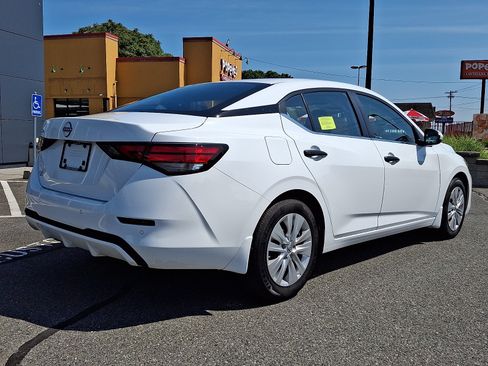 Certified 2025 Nissan Sentra S FWD image 7
