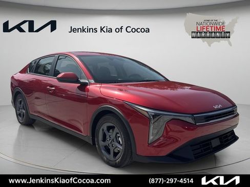 New 2026 Kia K4 FWD image 1