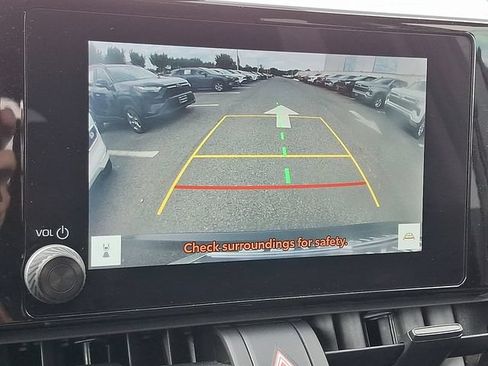 Used 2024 Toyota RAV4 XLE AWD/4WD image 19