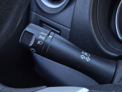 Used 2019 Nissan Versa Note S image 25