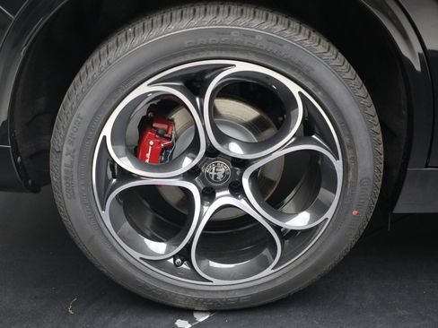 New 2026 Alfa Romeo Stelvio Sprint AWD/4WD image 24