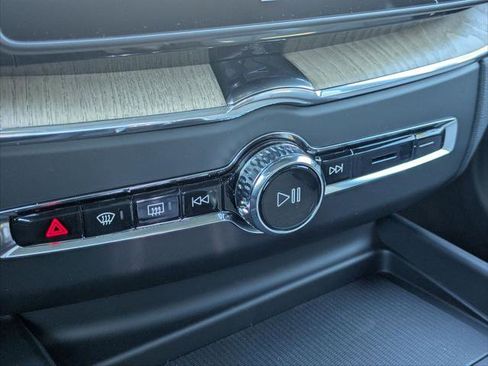 New 2026 Volvo XC60 B5 Plus w/ Protection Package Premier image 10