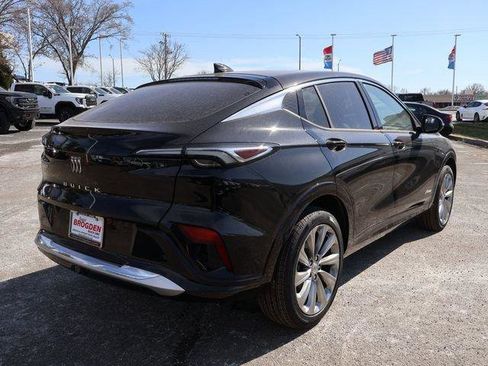 New 2026 Buick Envista Avenir FWD image 7