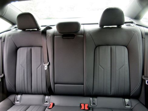 Used 2025 Audi A6 2.0T Premium w/ Convenience Plus Package image 41