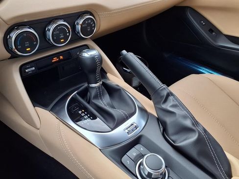 New 2026 MAZDA MX-5 Miata RF Grand Touring RWD image 16