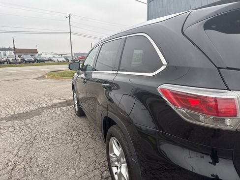 Used 2016 Toyota Highlander Limited image 12