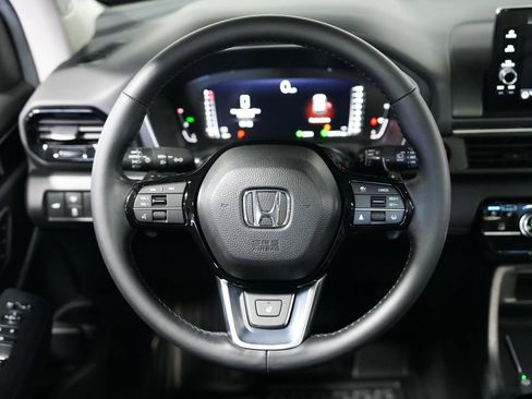 Used 2025 Honda Pilot Elite image 28