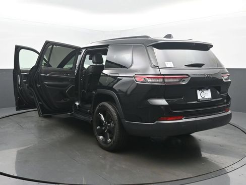 Used 2024 Jeep Grand Cherokee L Limited w/ Luxury Tech Group II AWD/4WD image 56