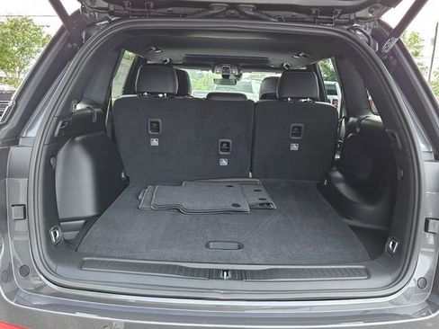 New 2025 Jeep Grand Cherokee Altitude image 6