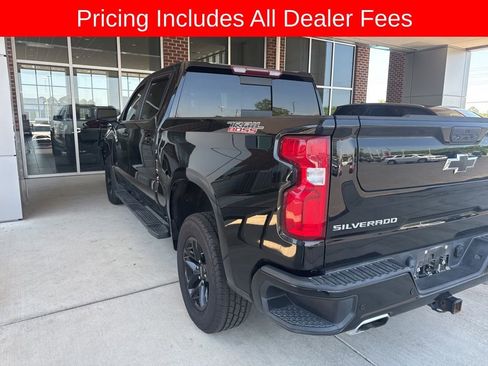 Used 2022 Chevrolet Silverado 1500 LT Trail Boss w/ LT Trail Boss Premium Package AWD/4WD image 6