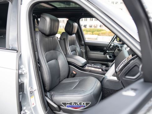 Used 2018 Land Rover Range Rover Long Wheelbase Supercharged image 17