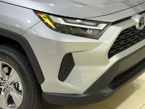 New 2025 Toyota RAV4 XLE w/ Convenience Package image 2