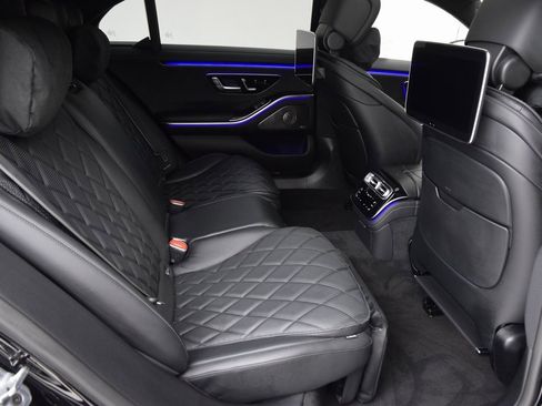 Used 2025 Mercedes-Benz S 580 4MATIC Sedan image 20