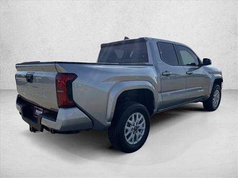 Used 2026 Toyota Tacoma SR5 RWD image 5