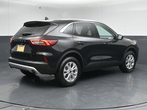 Certified 2024 Ford Escape Active AWD/4WD image 7