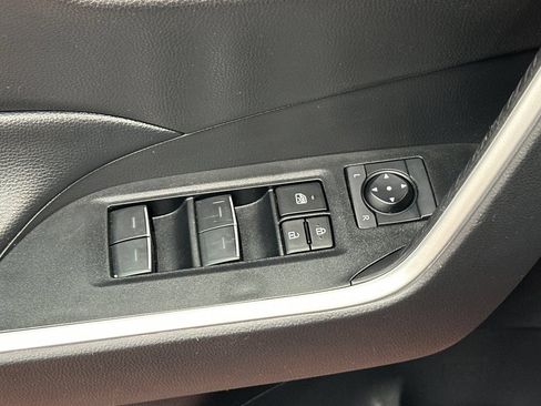 Used 2024 Toyota RAV4 XLE FWD image 15
