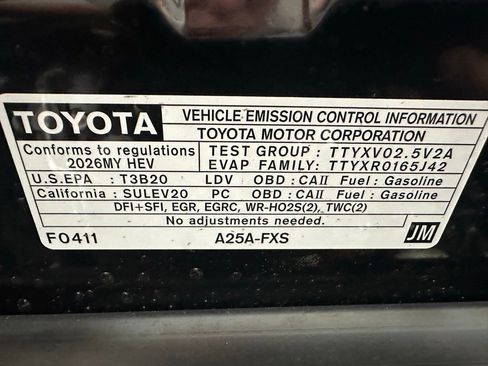 Used 2026 Toyota Camry Hybrid FWD image 70