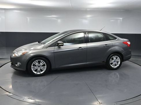 Used 2012 Ford Focus SEL FWD image 9
