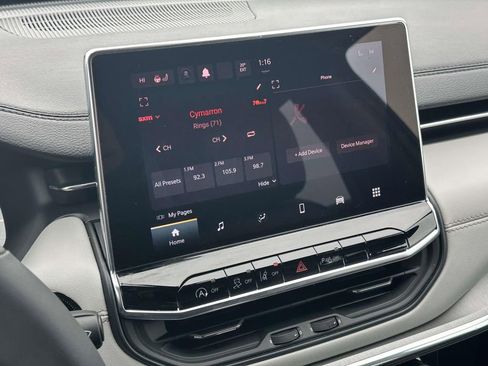 Used 2024 Jeep Compass Limited image 24