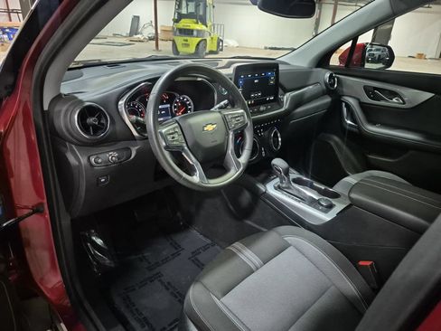 Used 2024 Chevrolet Blazer LT w/ Convenience Package AWD/4WD image 11