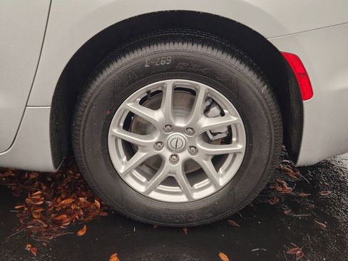 New 2026 Chrysler Pacifica Select image 40