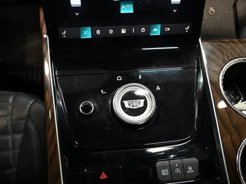 Used 2025 Cadillac Escalade ESV Sport Platinum w/ LPO, Floor Liner Package image 24