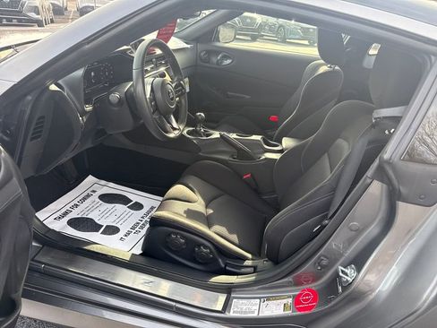 Used 2024 Nissan Z Sport w/ Floor Mat Package image 10
