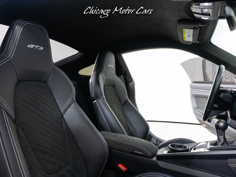 Used 2022 Porsche 911 GT3 image 46