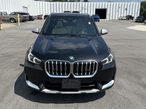 Used 2023 BMW X1 xDrive28i w/ Convenience Package AWD/4WD image 3