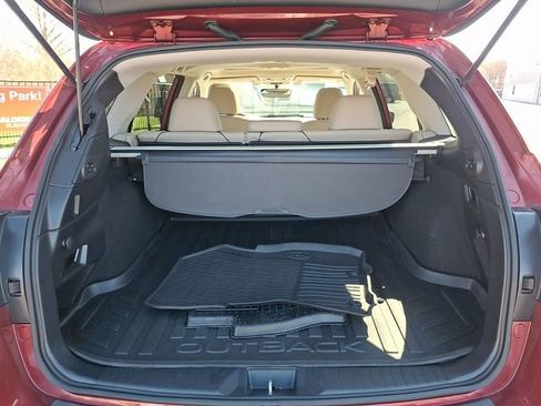 Used 2018 Subaru Outback 2.5i Limited image 29